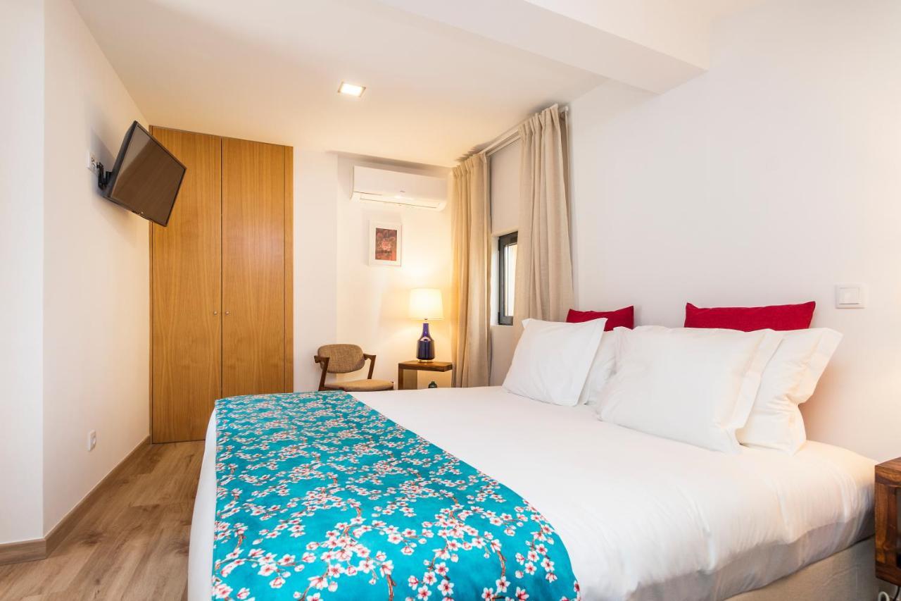 Perfect 1 Bed In Chiado With Terrace And Aircon Apartment Lisbon Exterior photo